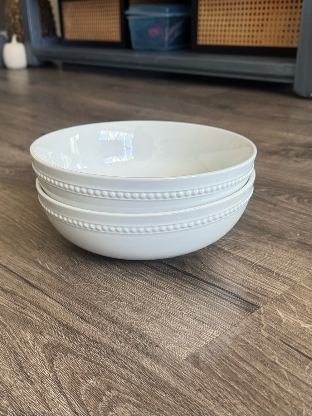 White Porcelain Dinner Bowls with Beaded Rim